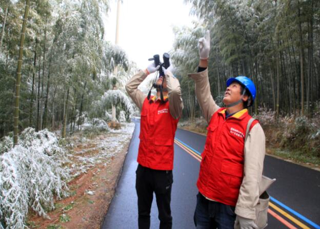 國網(wǎng)溧陽供電積極應(yīng)對(duì)2020年冬天的第一場(chǎng)雪