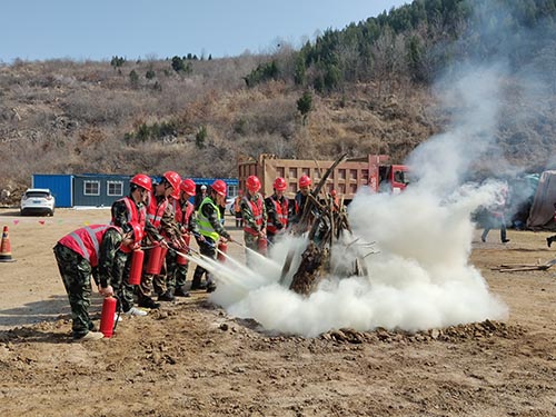 中國(guó)安能第二工程局濰坊電站項(xiàng)目部開(kāi)展消防應(yīng)急演練